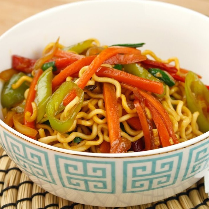Sebzeli Noodle