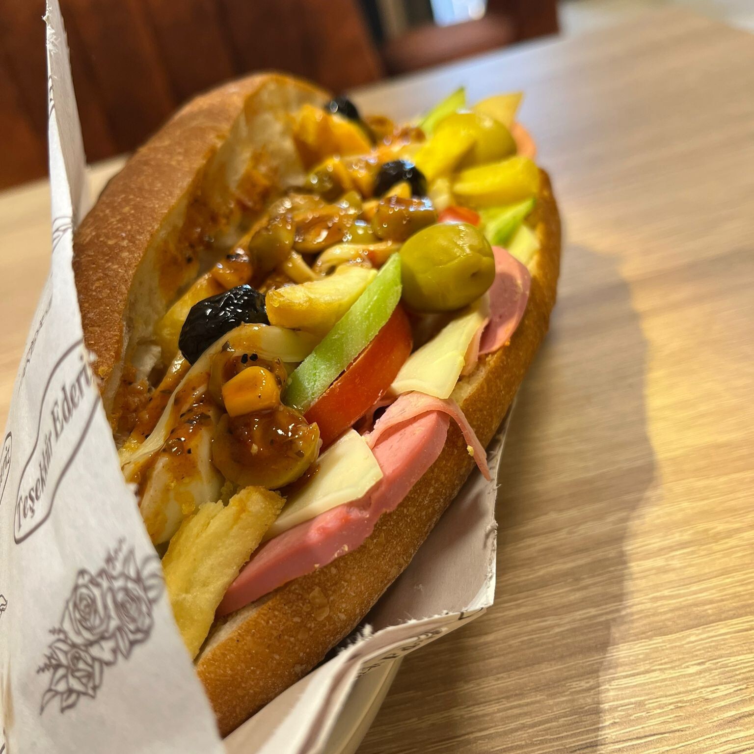 Serpme Ekmek Arası Kahvaltı