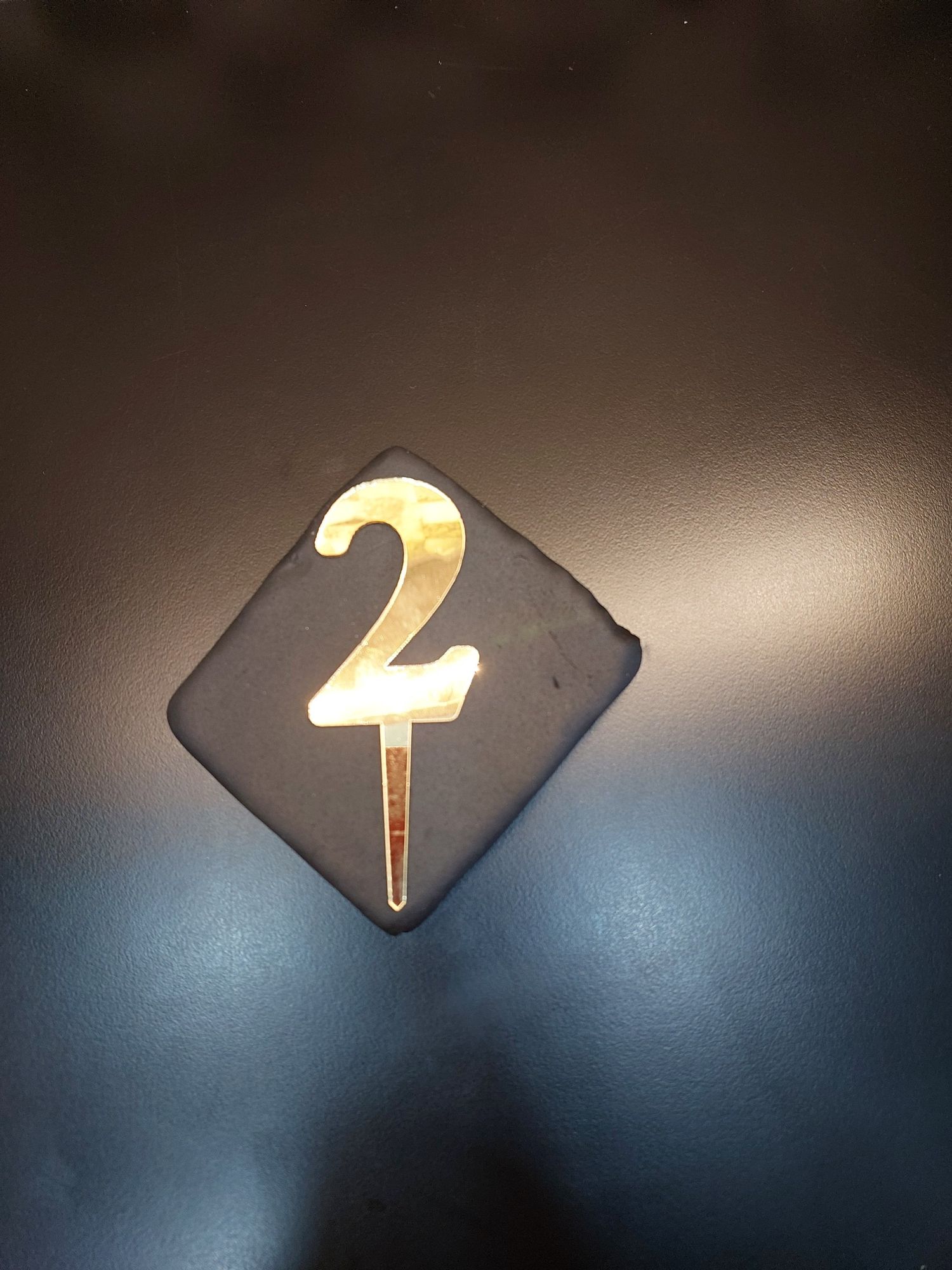 2 Rakamı Gold Pleksi