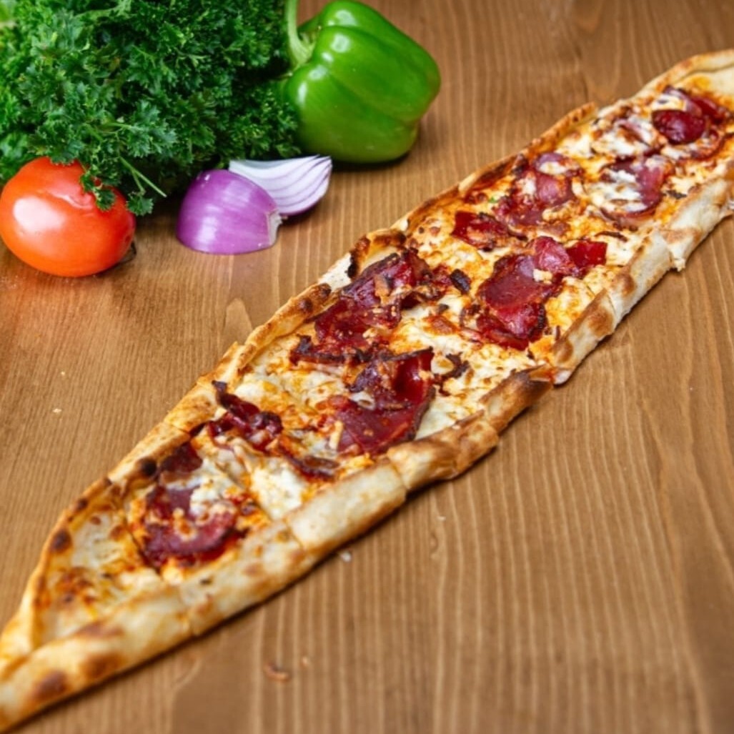 Pastırmalı Pide