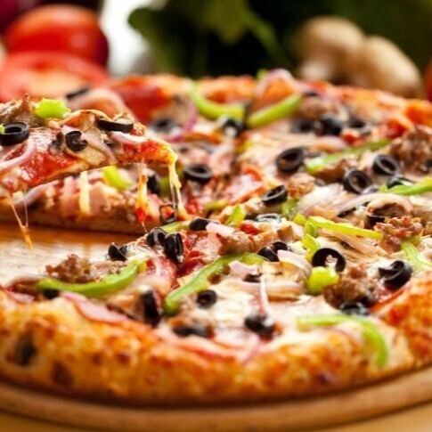 Gurme Pizza Şöleni Vip Line Sos Salamlı Sucuklu Hatta Biberli Pizza (Büyük Boy)