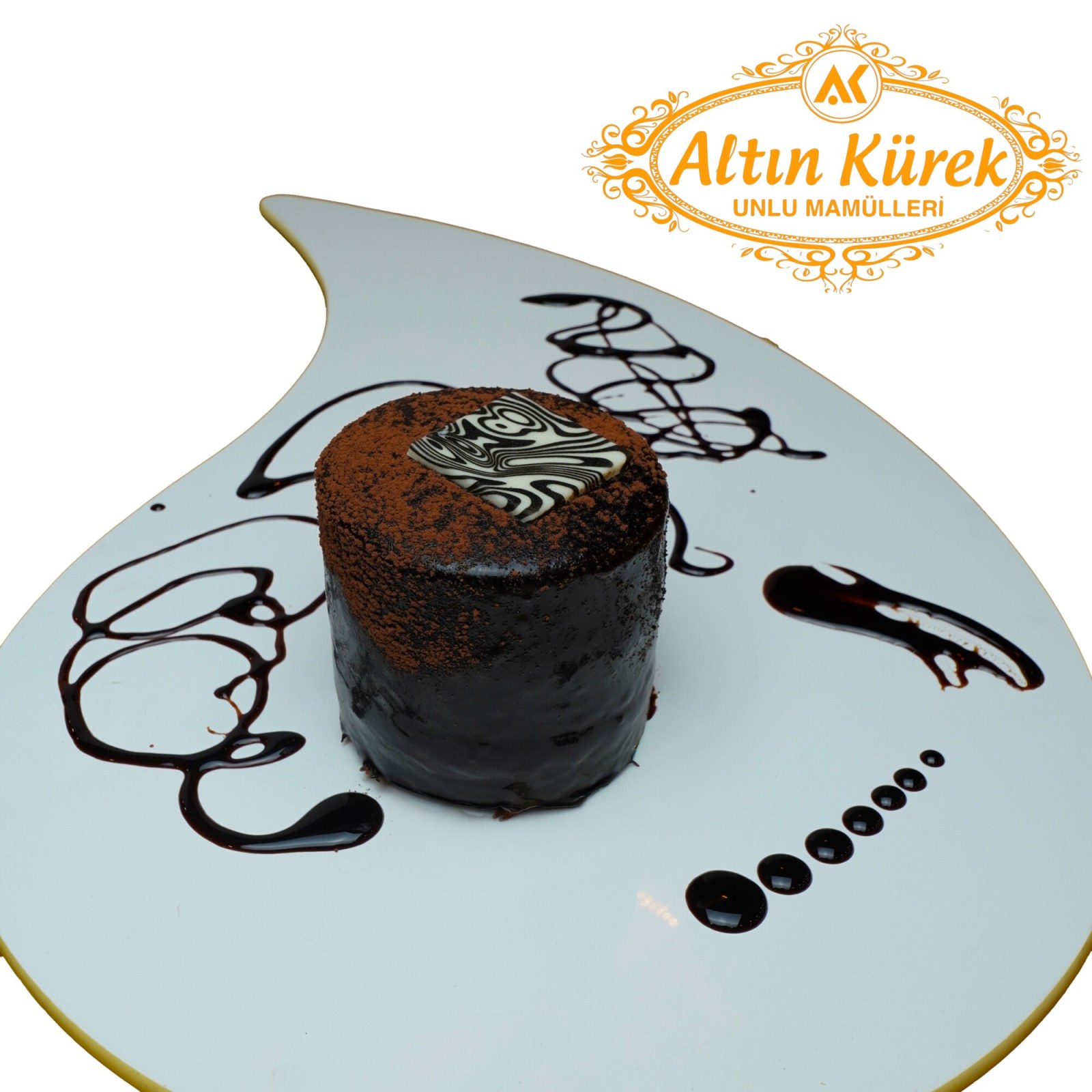 Bitter Çikolatalı Adet Pasta