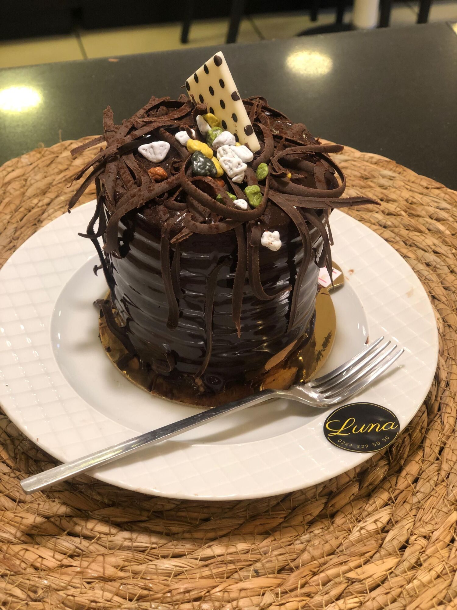 Adet Pasta Muz Çikolatalı