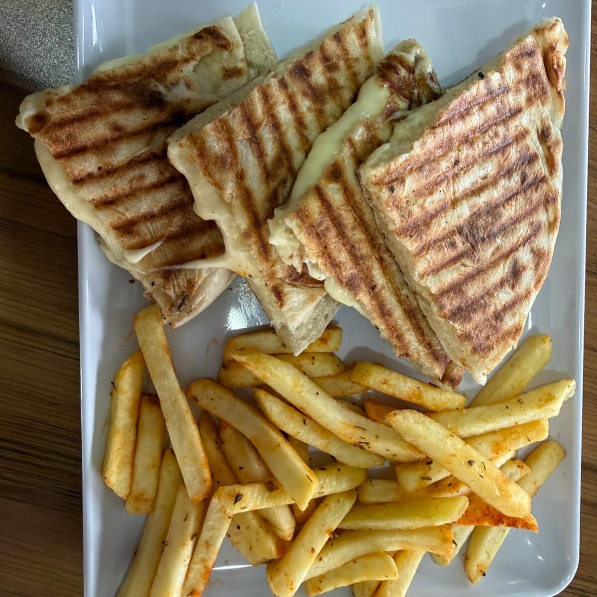 Full Karışık Bazlama Tost