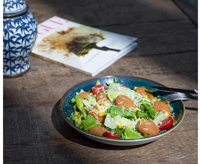 Falafel Salata