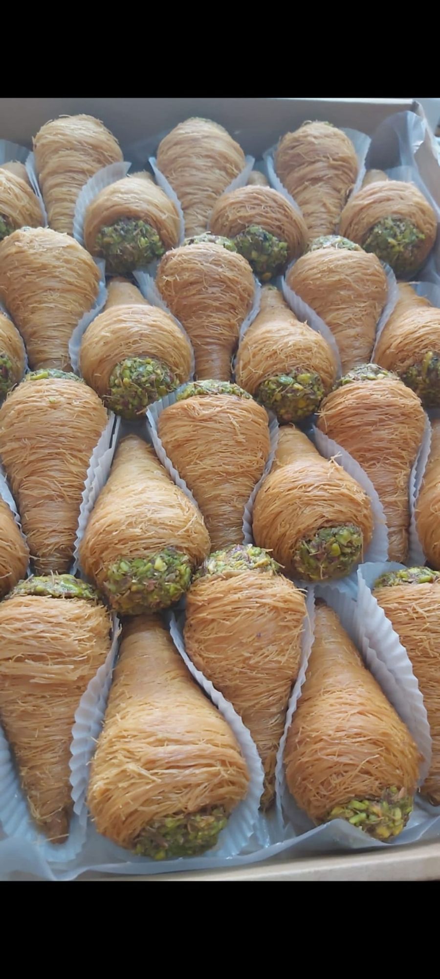 Fıstıklı Külah (500 gr.) Halep Kadayıfı
