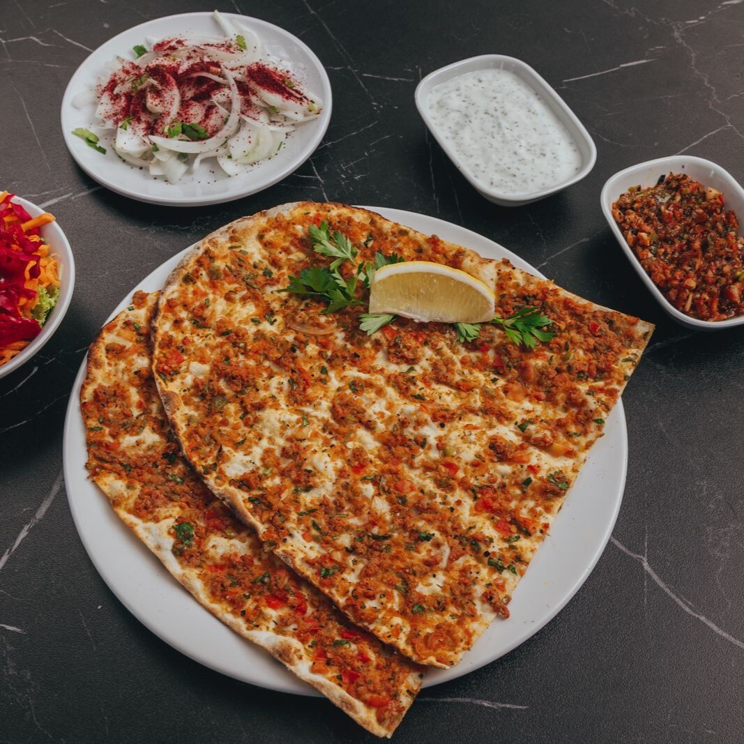 Mercimek Çorba + Urfa Lahmacun + 175 ml Sütaş Ayran