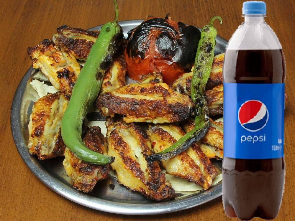 Şok Menü 1 kg kanat + 1 lt kola salata ekmek biber