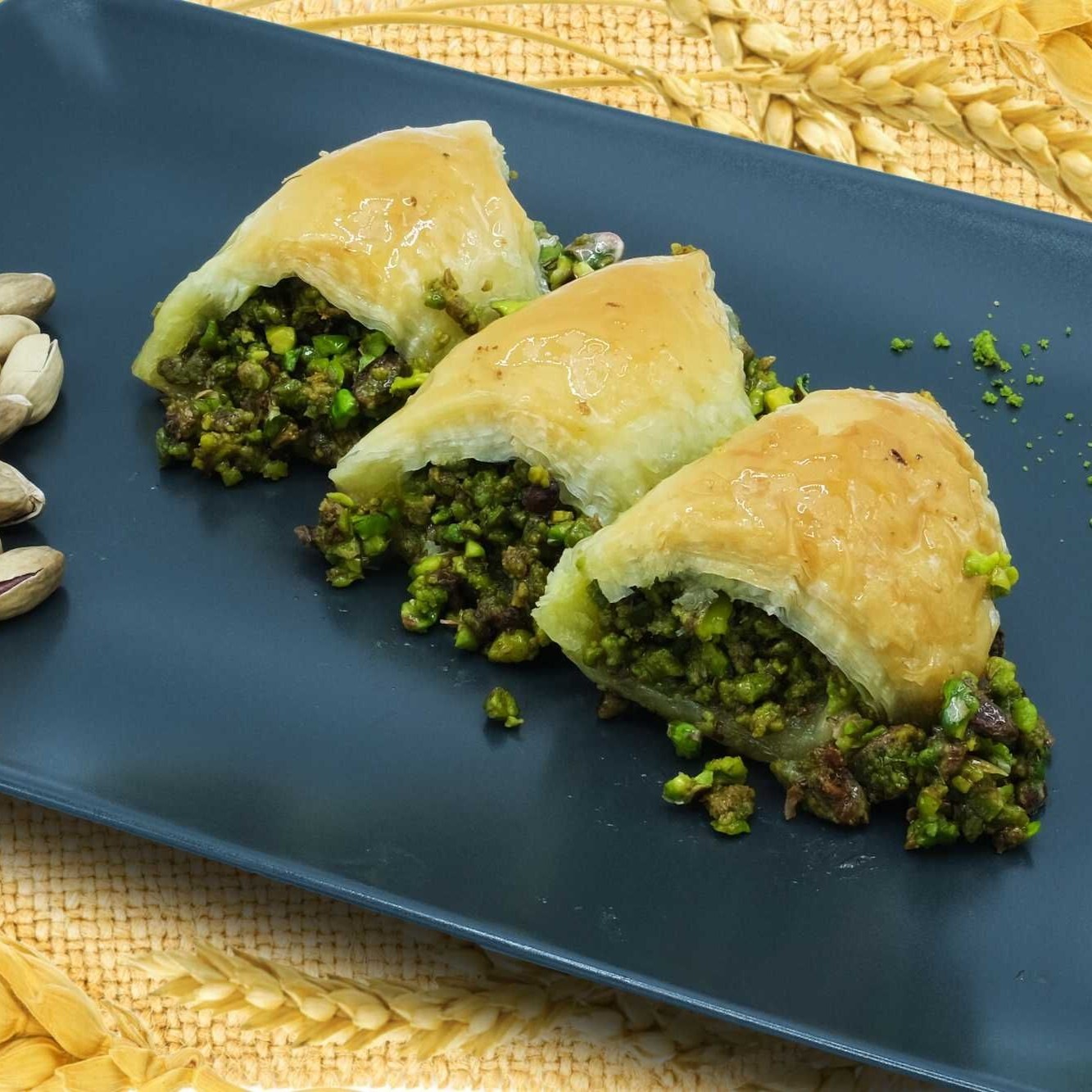 Açık Şöbiyet (Kg) + 100 gr Dondurma