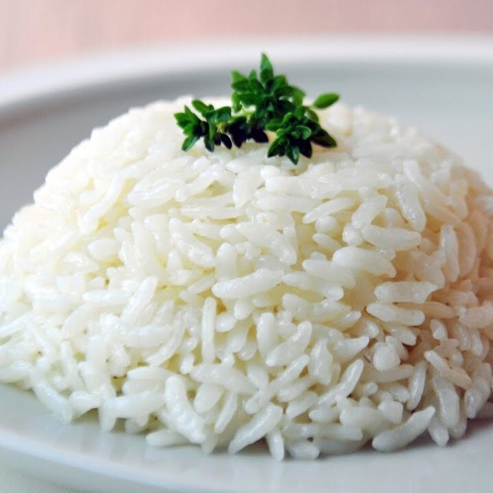 Sade Pirinç Pilavı