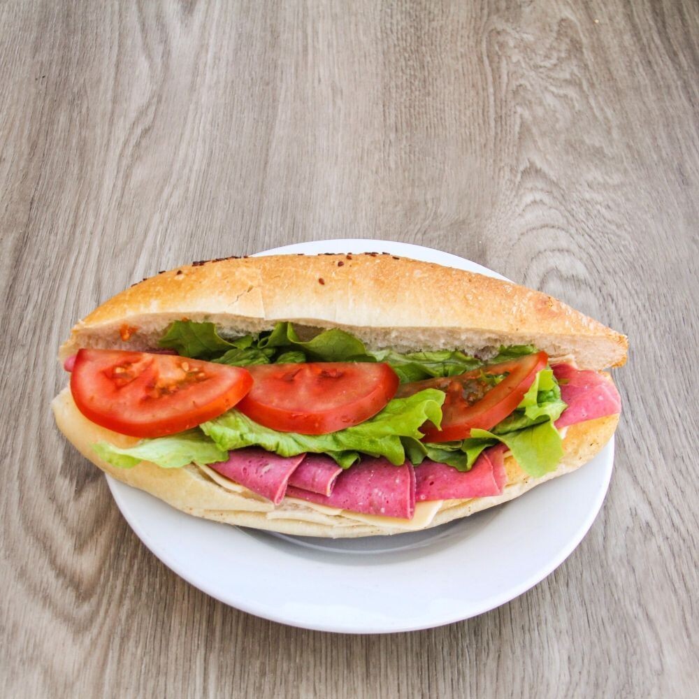 Sucuklu Kaşarlı Sayaslı Sandviç