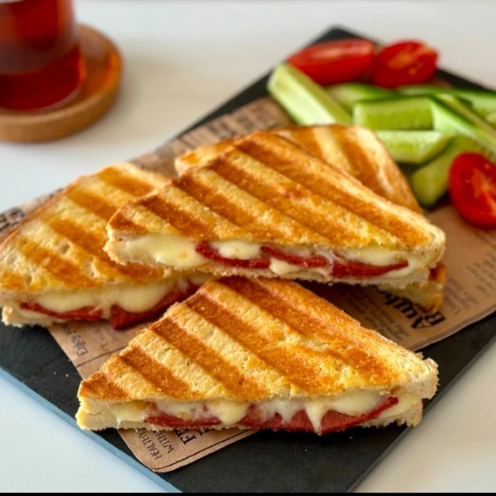 Karışık tost