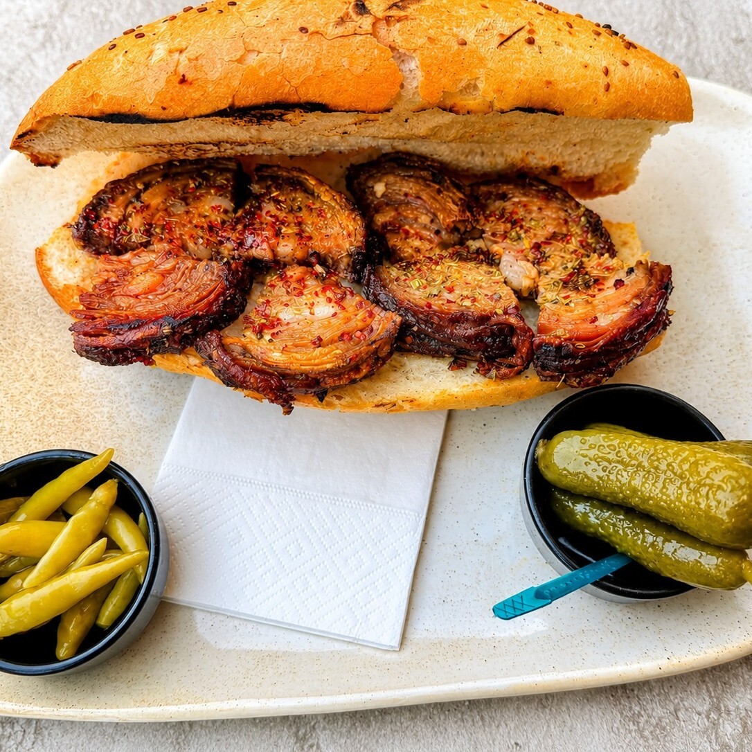 İzmir Usulü Kokoreç (Yarım Ekmek)