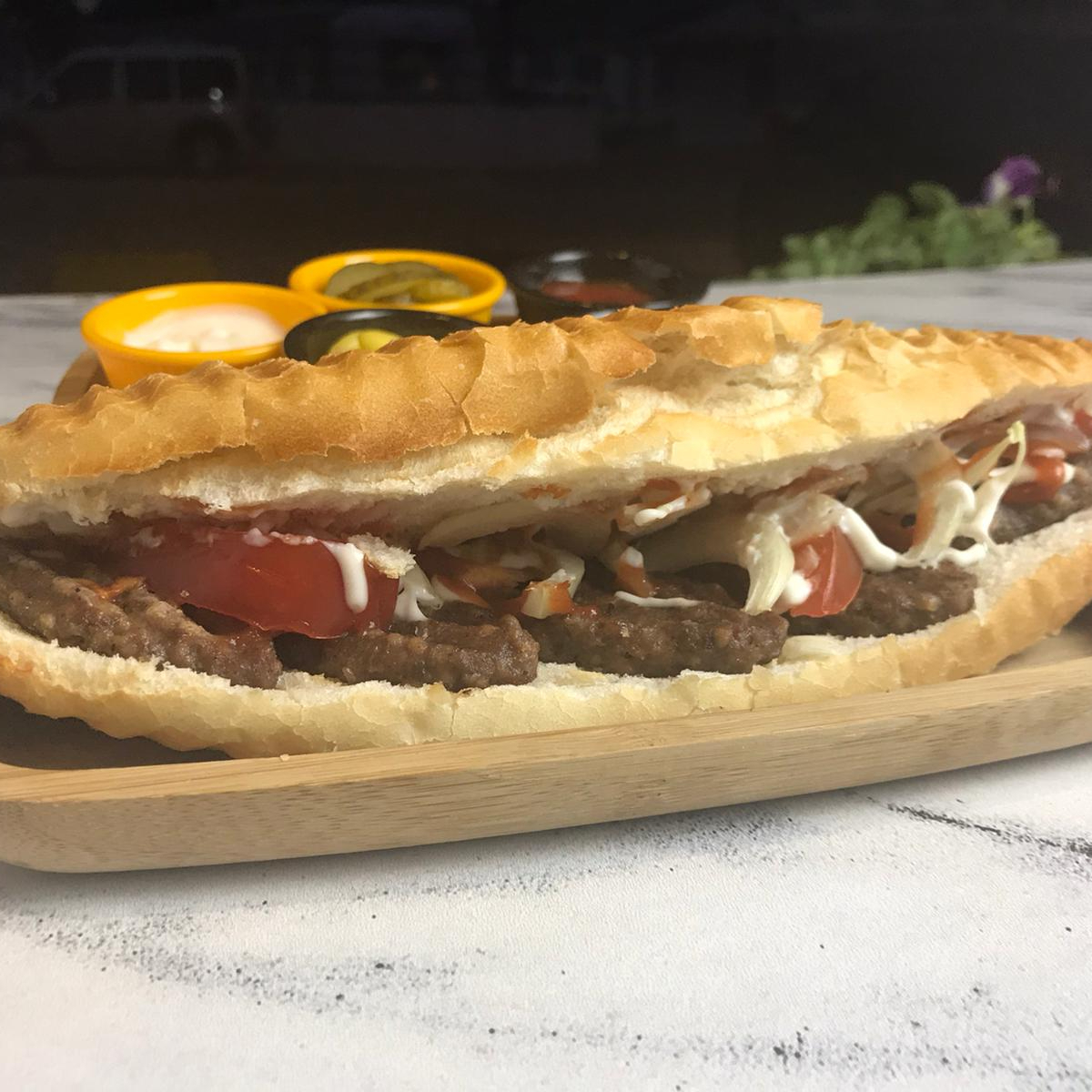 Köfte Sandviç