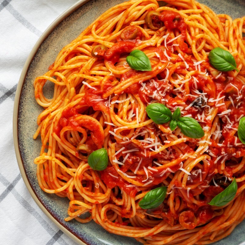 Spagetti Zeytinli Napoliten