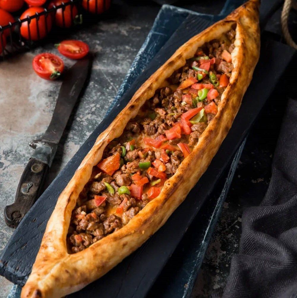 Kuşbaşılı Pide