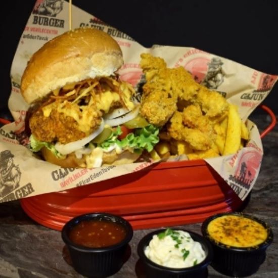 Cajun Ajun's Special Burger Menü (İçeceksiz)