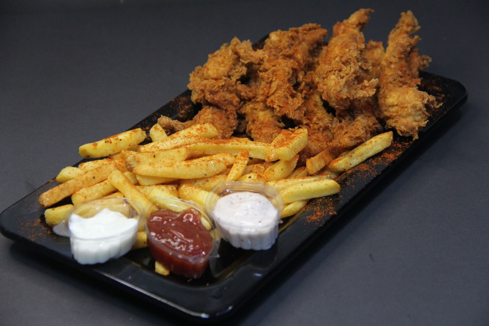 Acılı Cajun Baharatlı Tavuk Sepeti (250 gr.)