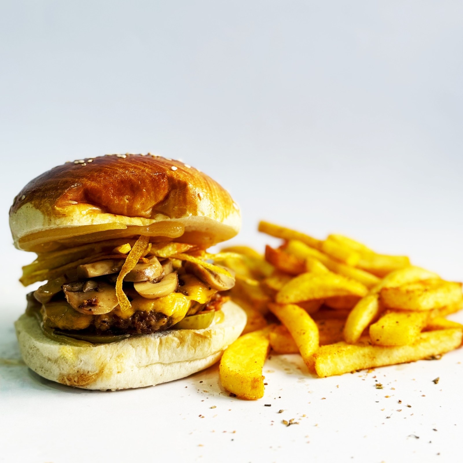 Mantarlı Et Burger