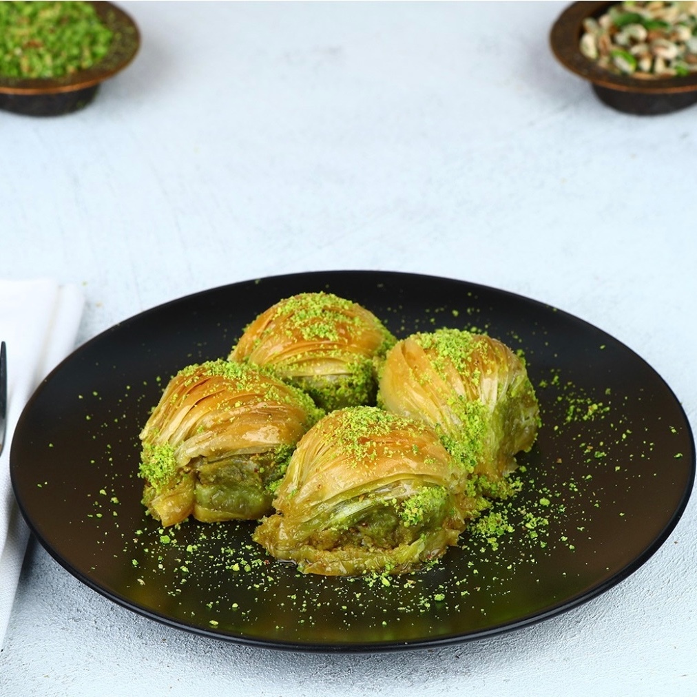 Fıstıklı Midye Baklava (500 gr)