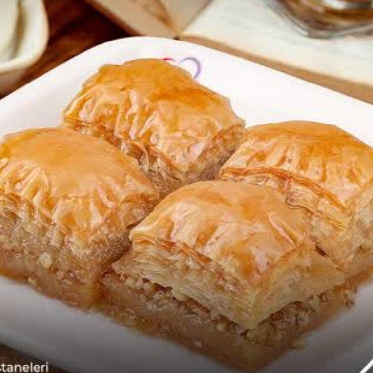 Cevizli Tereyağlı Baklava (1 Kg)