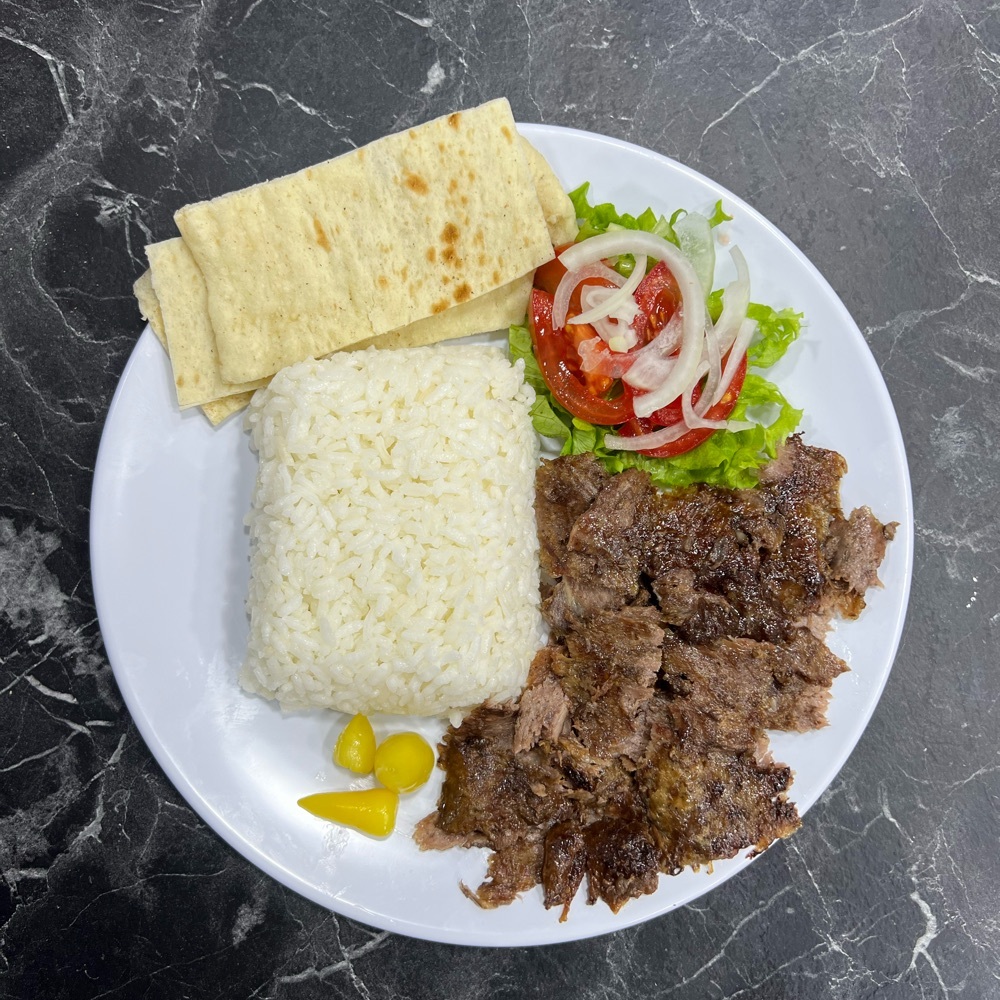 Yalova'da İlk Ve Tek KÖFTE DÖNER Pilav üstü