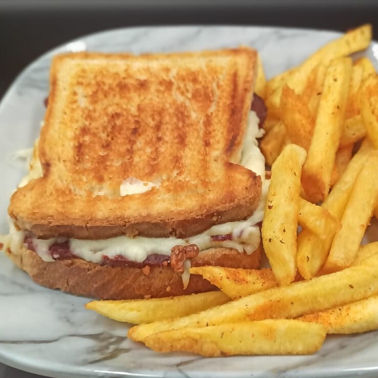 Kaşarlı Tost ( 1 Dilim )