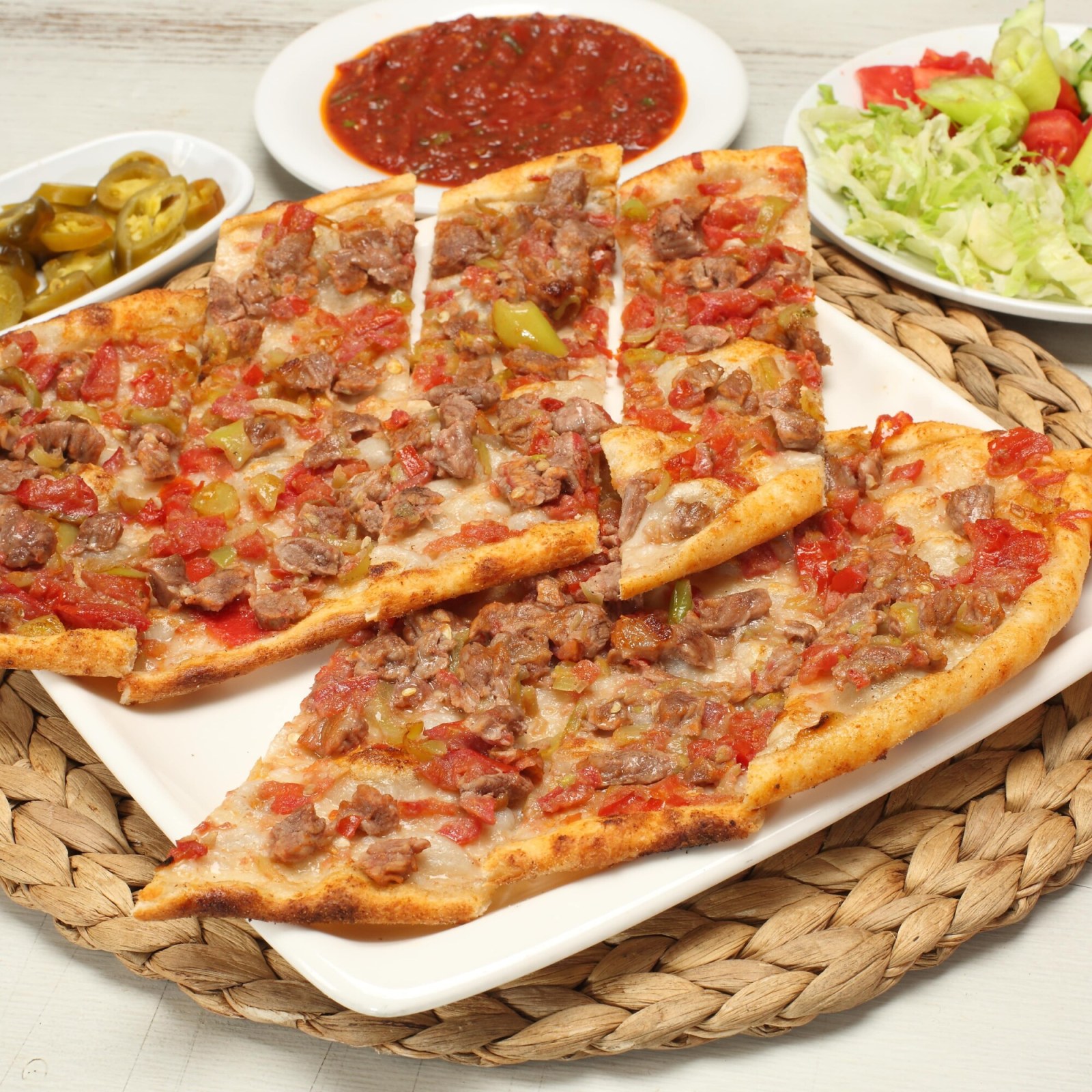 Kuşbaşılı Pide