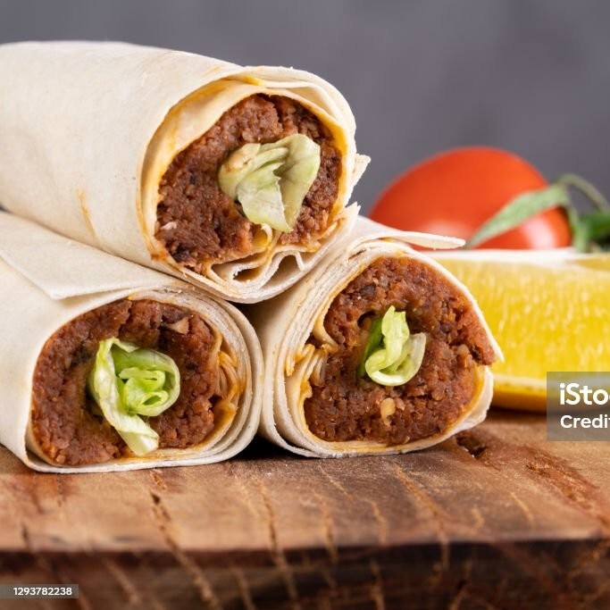 Çiğ Köfte Mega Dürüm (150 Gr)