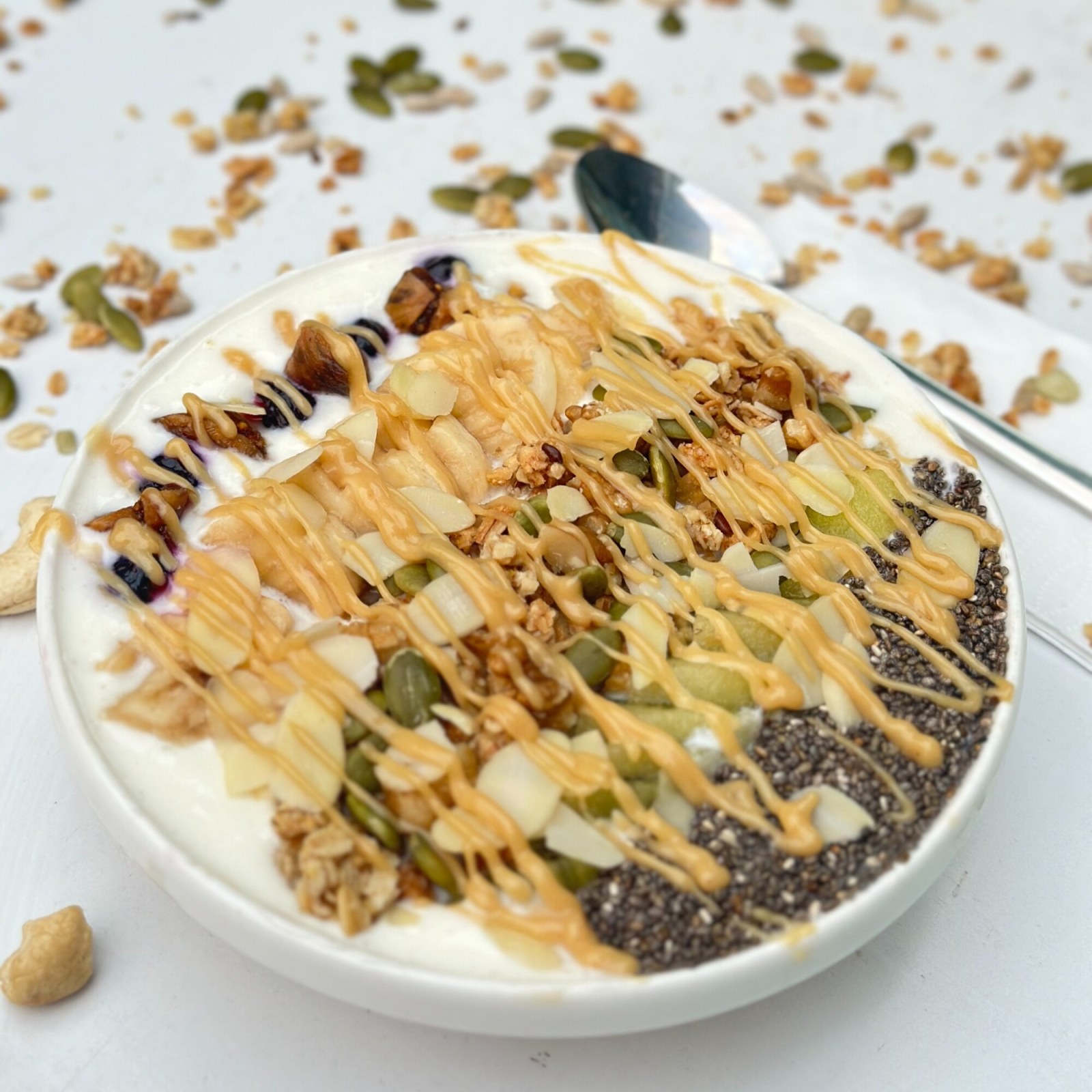Muzlu & Kivili Granola BOWL