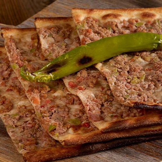 Etli Pide +coca cola