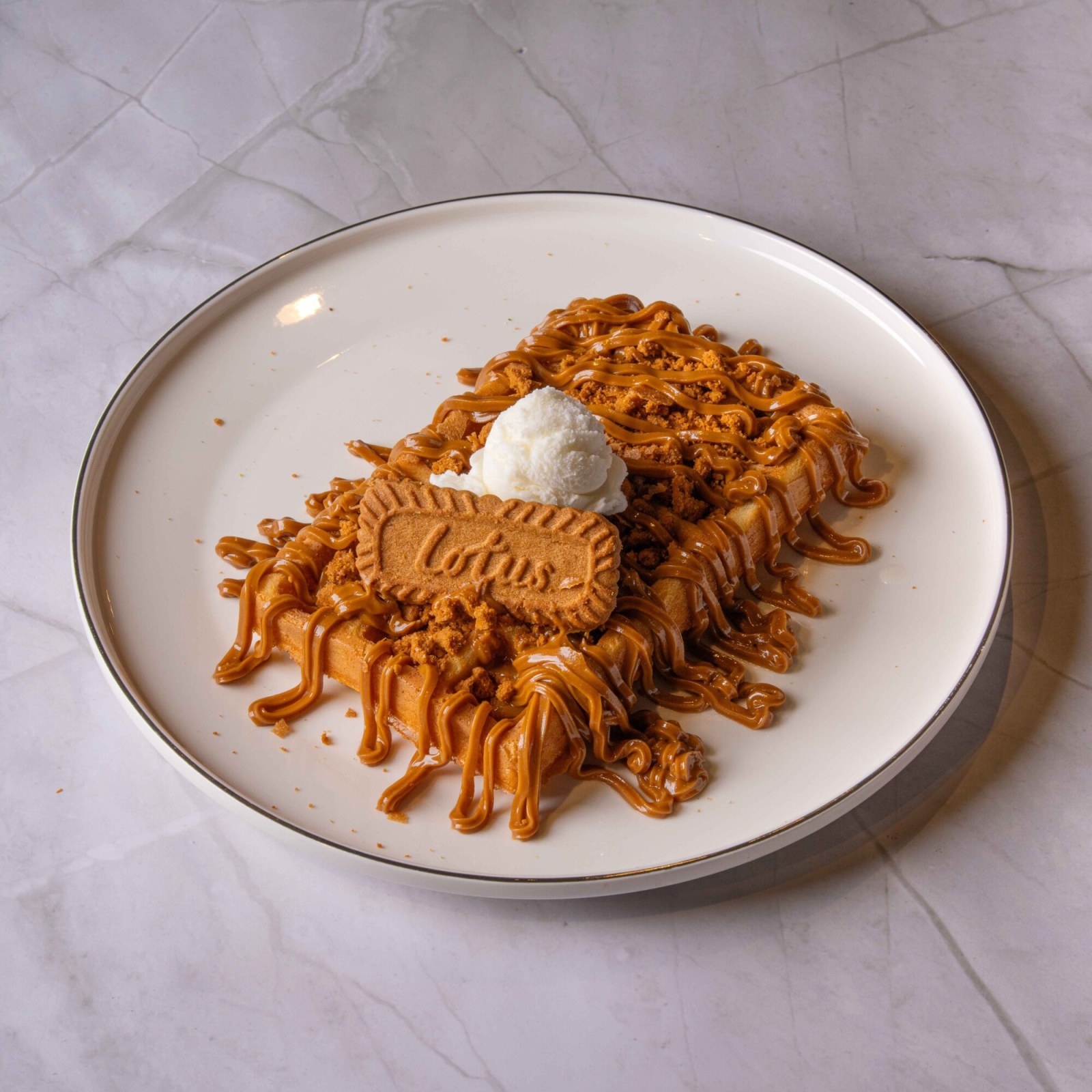 Waffle Lotuslu