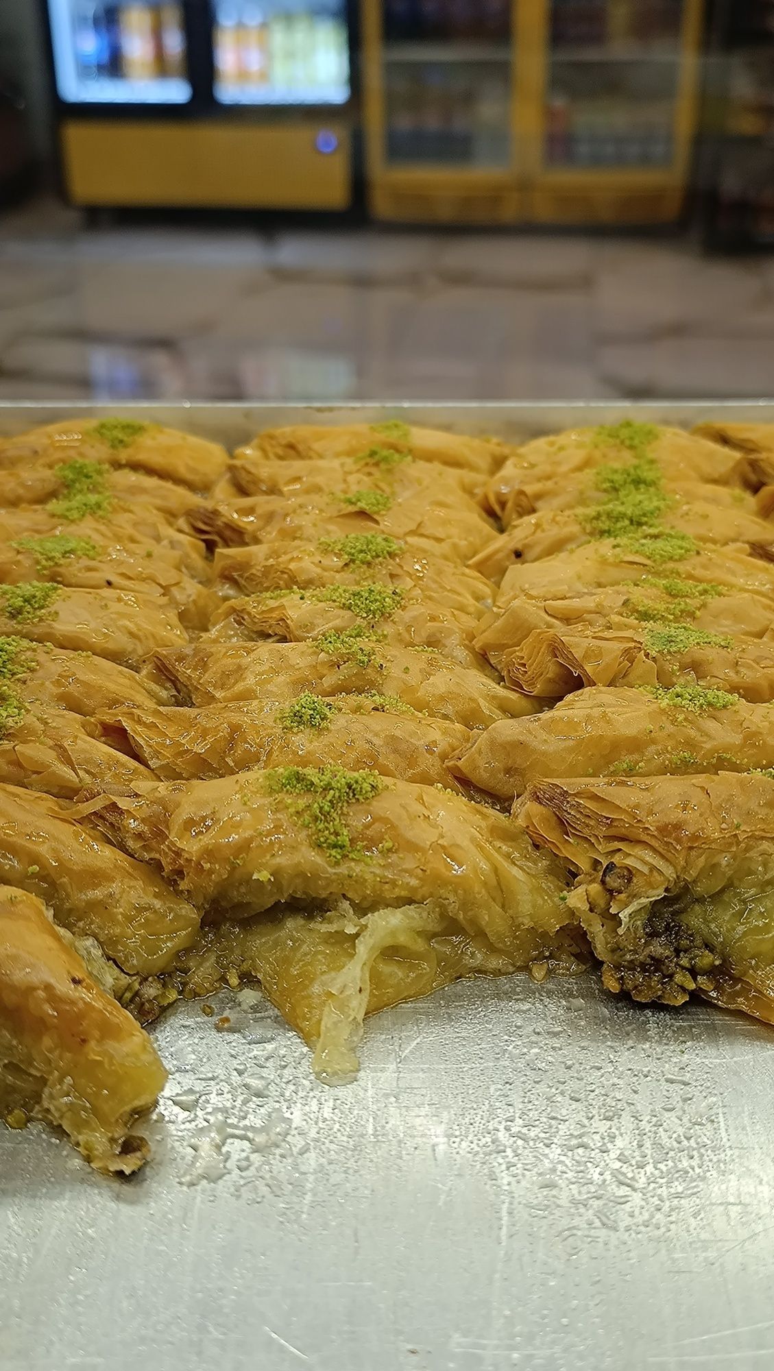 Tereyağlı Fıstıklı Sarma Baklava (1 Kg)