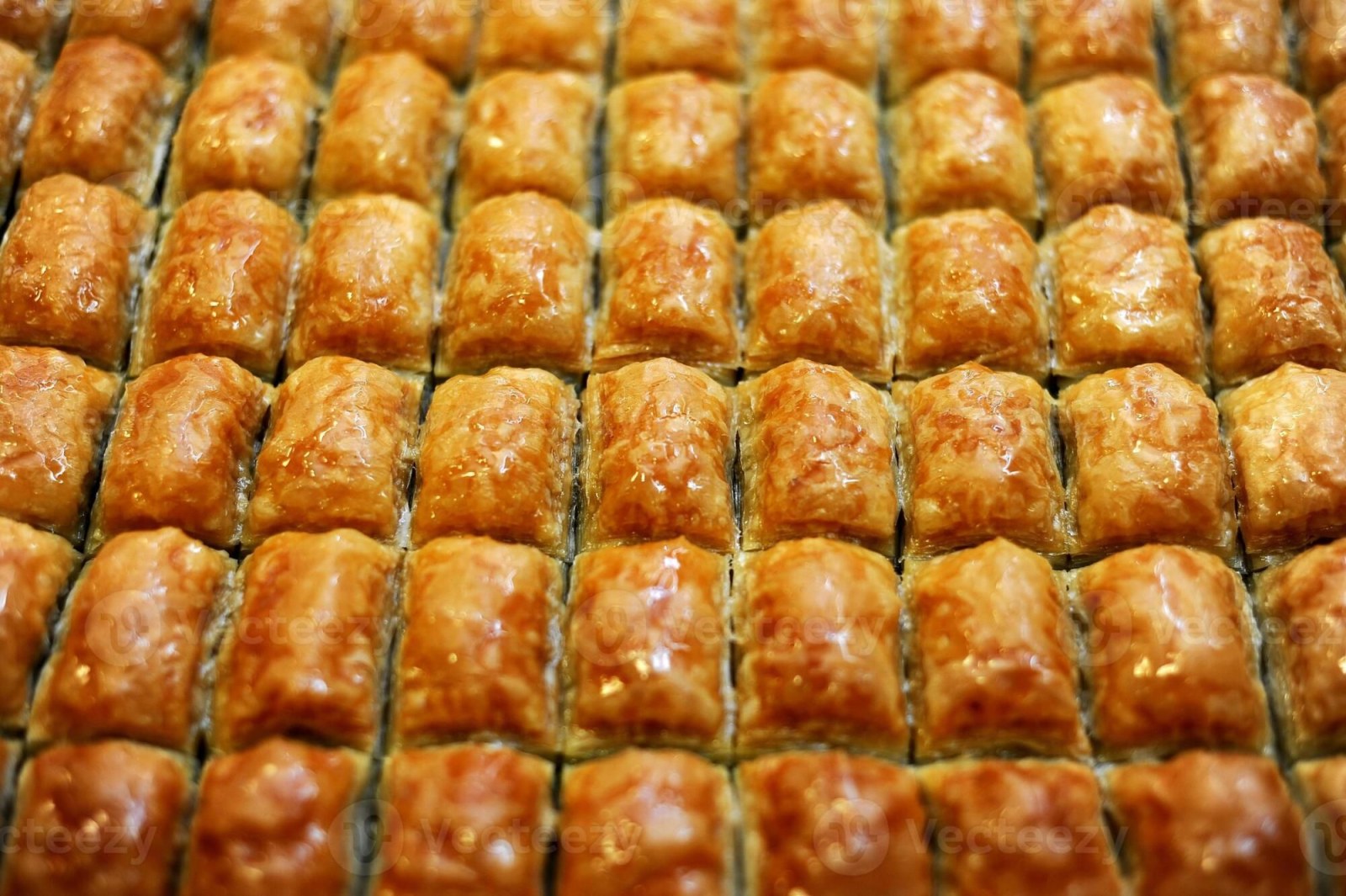 Fıstıklı Tereyağlı Baklava (Tepsi)