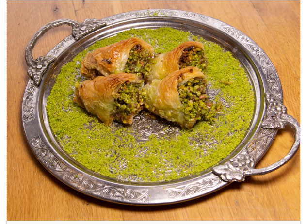 Fıstıklı Şöbiyet (1 kg.)