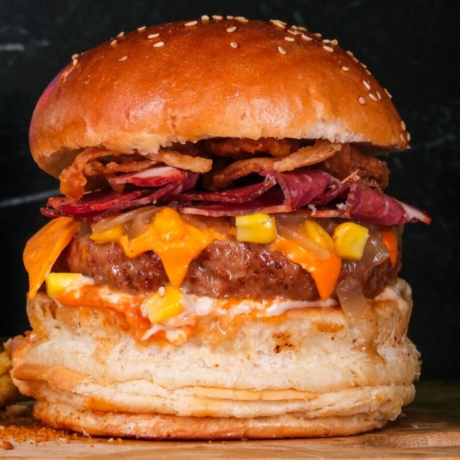 Pastırmalı Et Burger