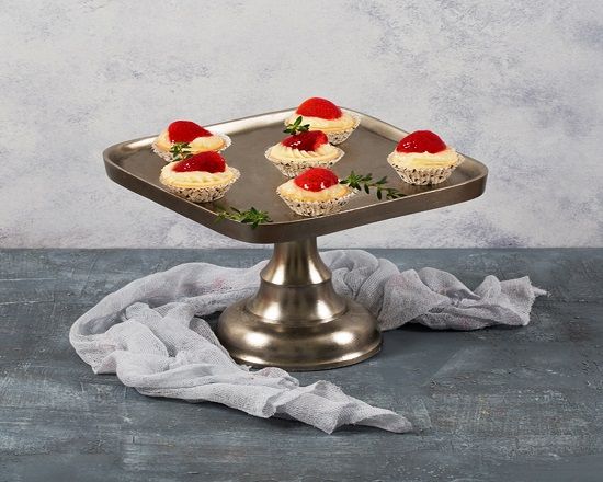 Çilekli Petifür (1Kg.)