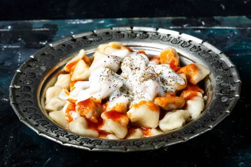 Ev Yapımı Etli Mantı ( 300 gr )