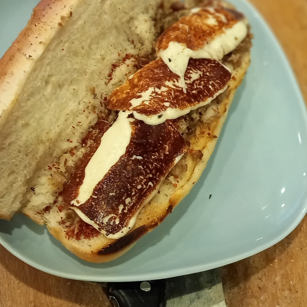 3 Çeyrek Ekmek Kızarmış Kaşarlı Kuzu Kokoreç