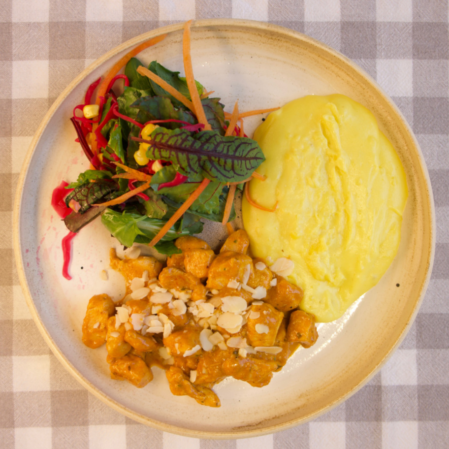 Tikka Masala Soslu Tavuk