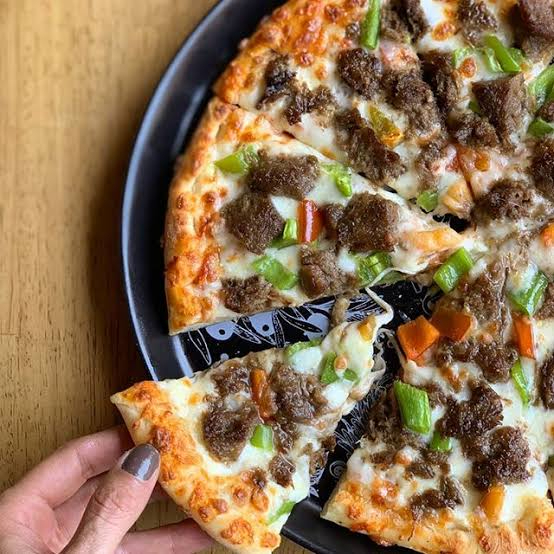 Kavurmalı Pizza(Küçük)