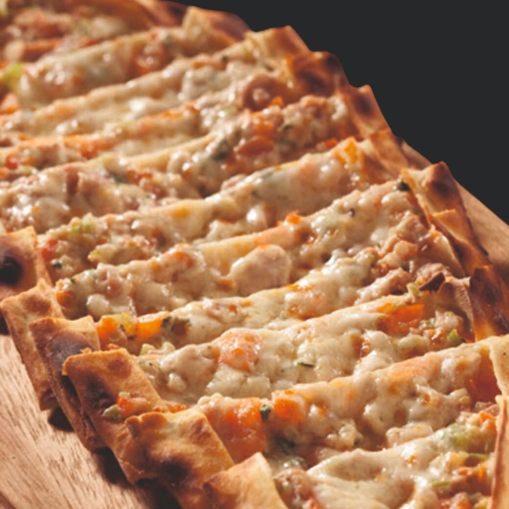 Tavuklu Kaşarlı Pide
