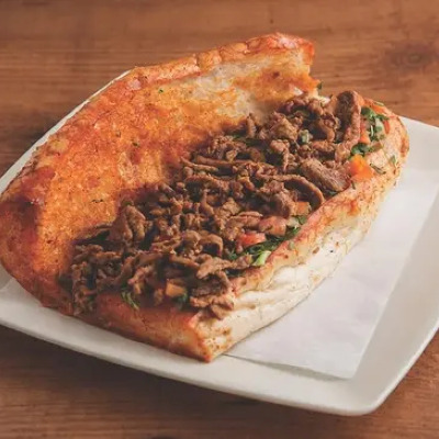 Ekmek Arası Kaşarlı Et