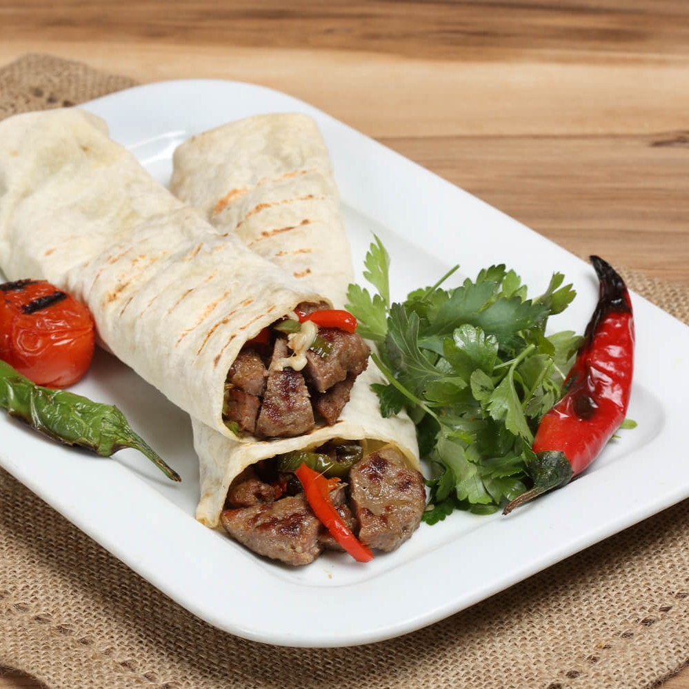 Köfte Sucuk Karışık Dürüm + { Ayran }
