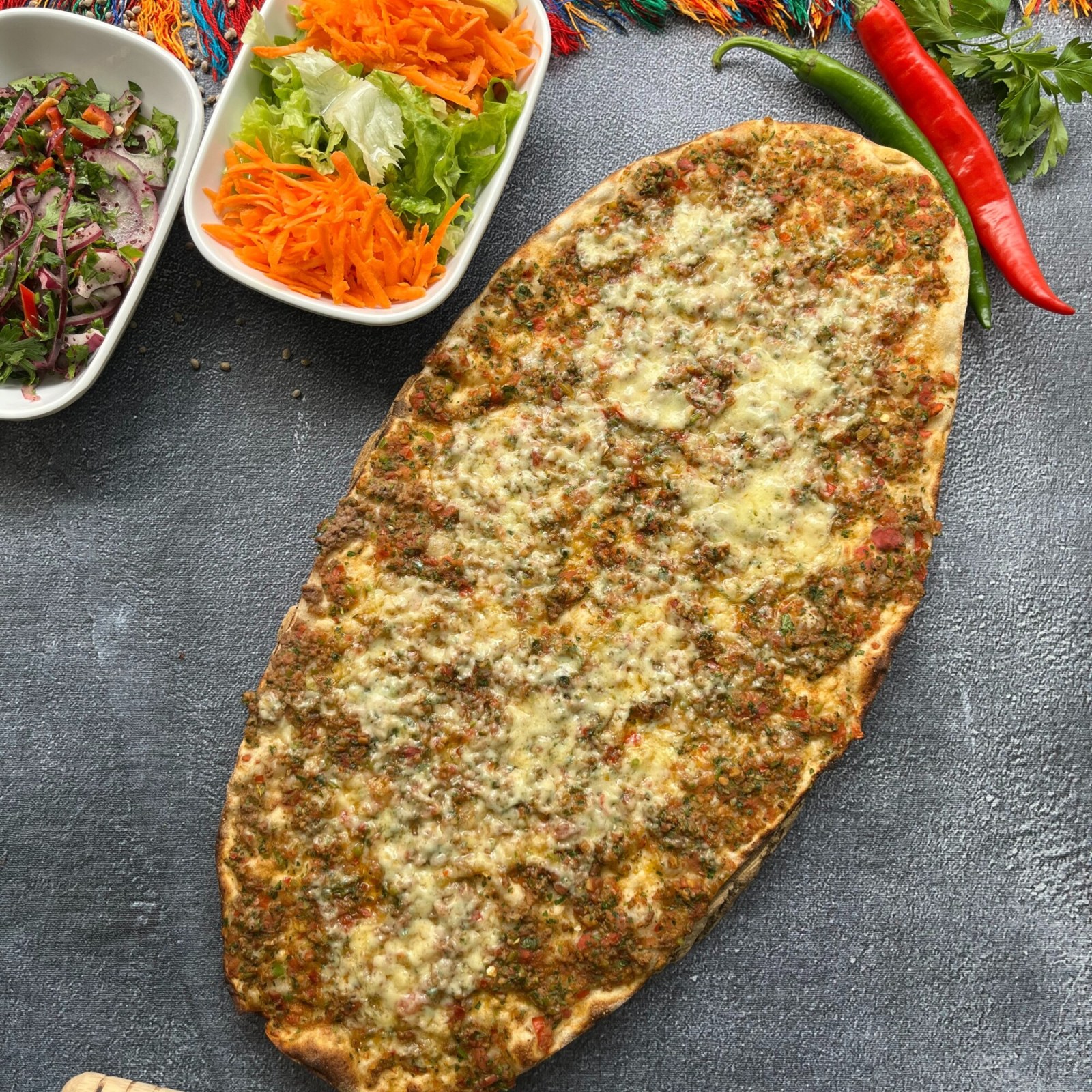 Kaşarlı Lahmacun