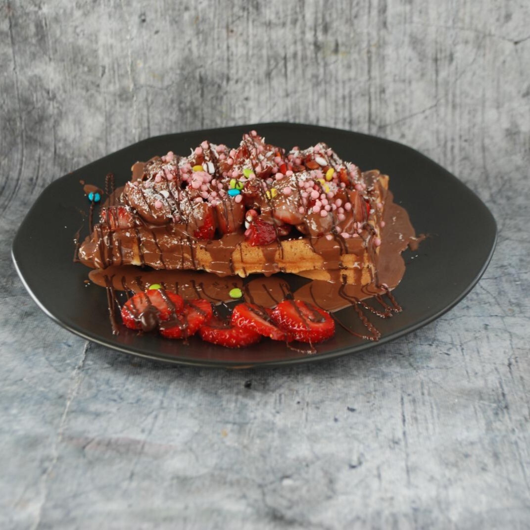 Çilekli Waffle