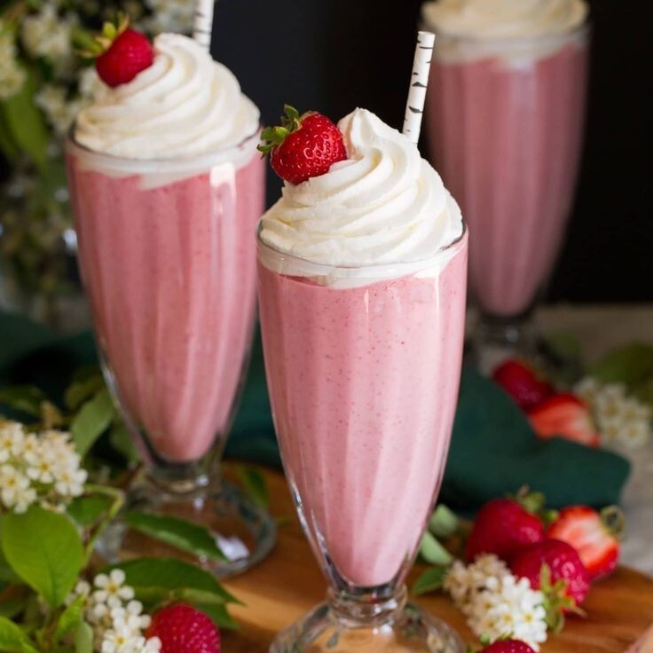 Çilekli Milkshake