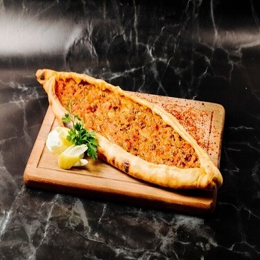 Tavuklu Pide