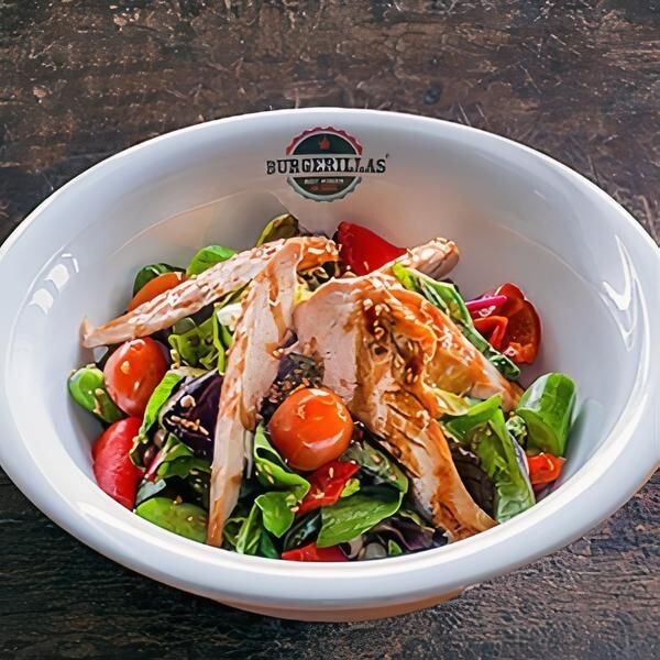 Kavrulmuş Susamlı Tavuk Salata