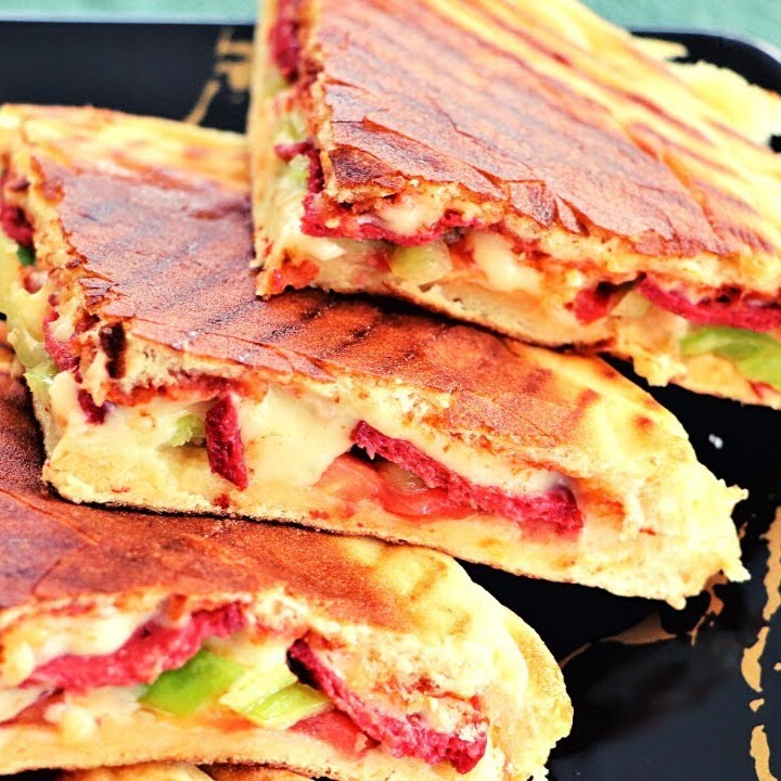 Bazlama Karışık Tost